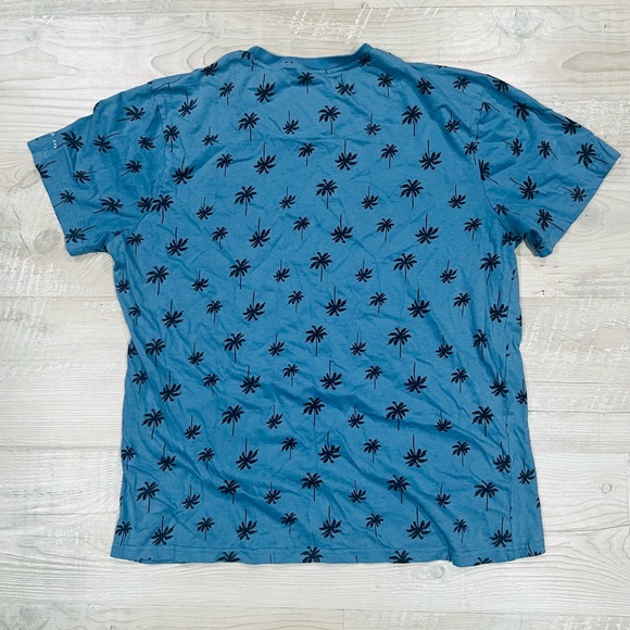 DENIM & FLOWER Blue Short Sleeved Tee, Men’s Large - Picture 2 of 3